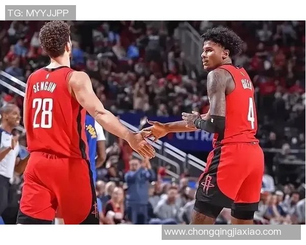 火箭遭遇五连败,西部排名再度下滑 火箭遭遇五连败,西部排名再度下滑