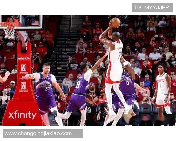 爵士主场胜火箭,将系列赛扳平至2-2:战斗精神燃起希望