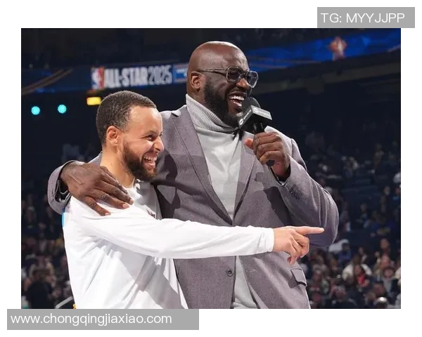 库里领衔全明星三分大赛,成功卫冕! 库里领衔全明星三分大赛,成功卫冕!