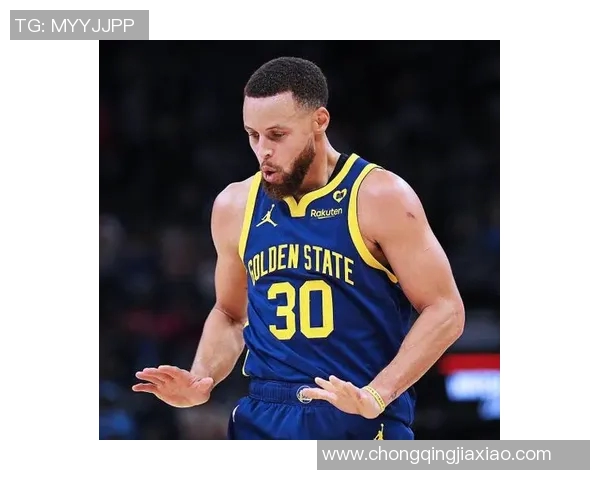 库里手感火热,连续三场30+展现巨星风采 库里手感火热,连续三场30+展现巨星风采