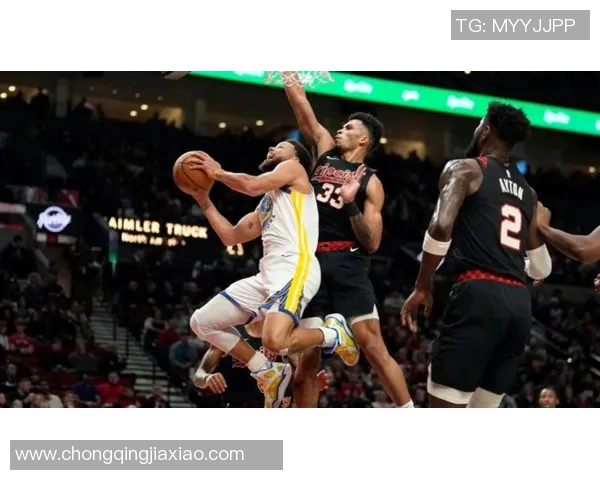 库里绝杀全网焦点!勇士险胜开拓者晋级总决赛 库里绝杀全网焦点!勇士险胜开拓者晋级总决赛