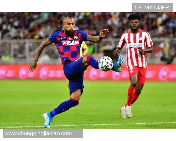 比达尔受伤缺席本轮比赛，巴萨中场再添伤员！